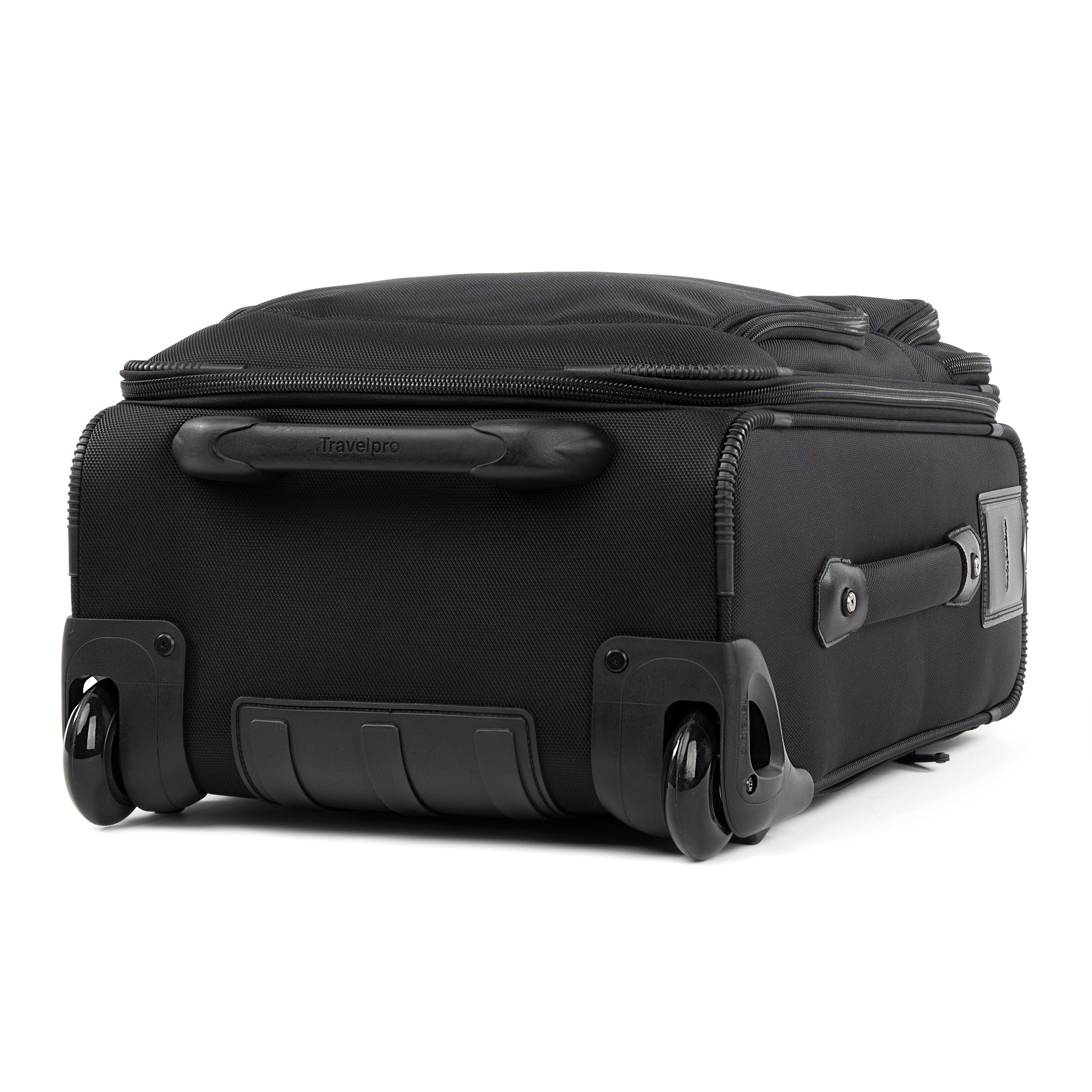 FlightCrew™ 5 Rollaboard® 21"