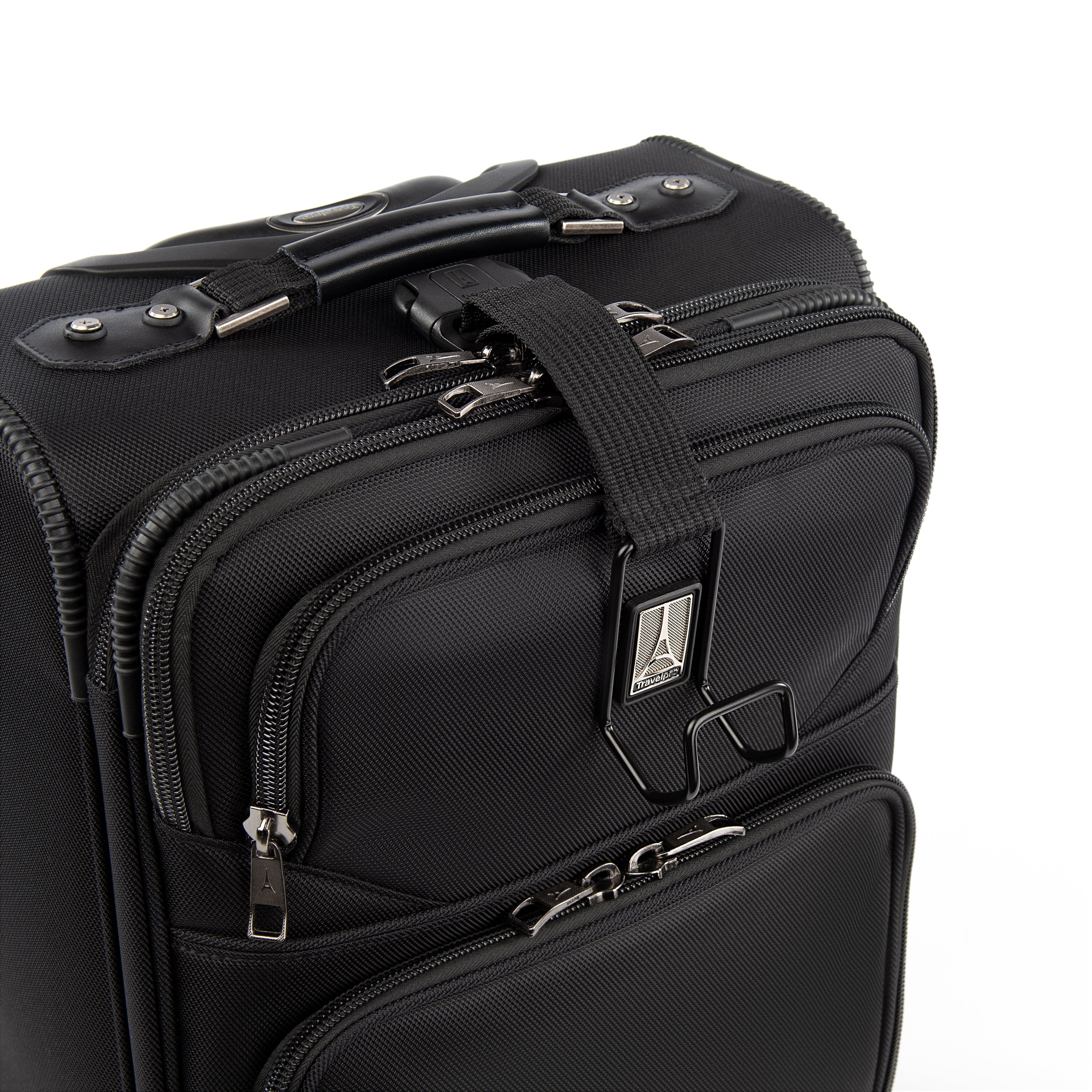 FlightCrew™ 5 Rollaboard® 21"