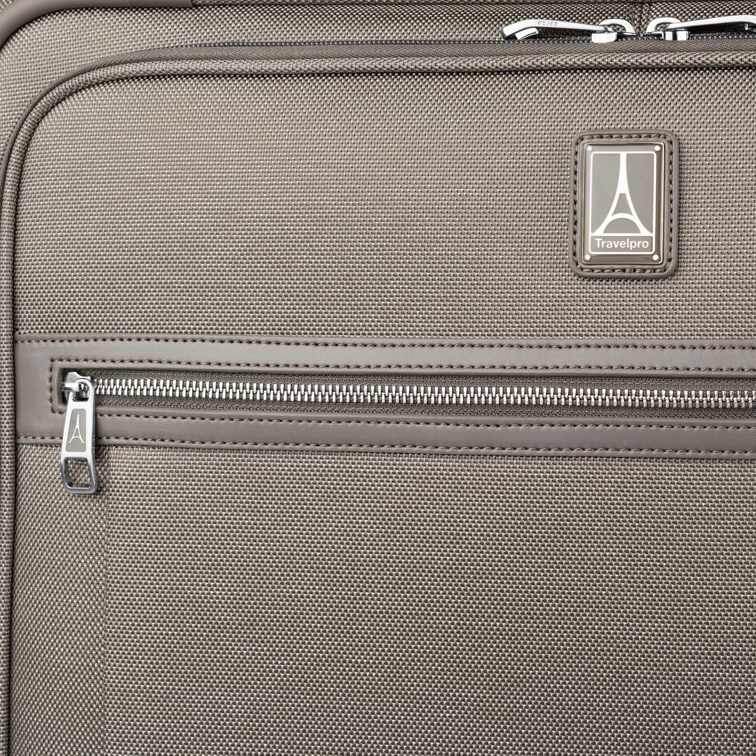 Platinum® Elite 29” Expandable Spinner